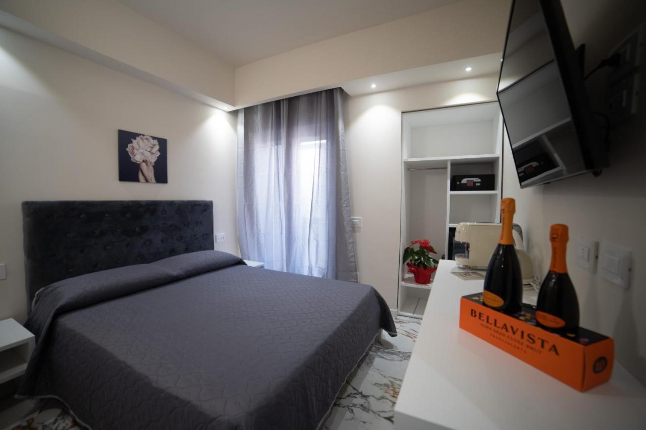 B&B Dominus Luxury Rooms Тропеа Екстериор снимка