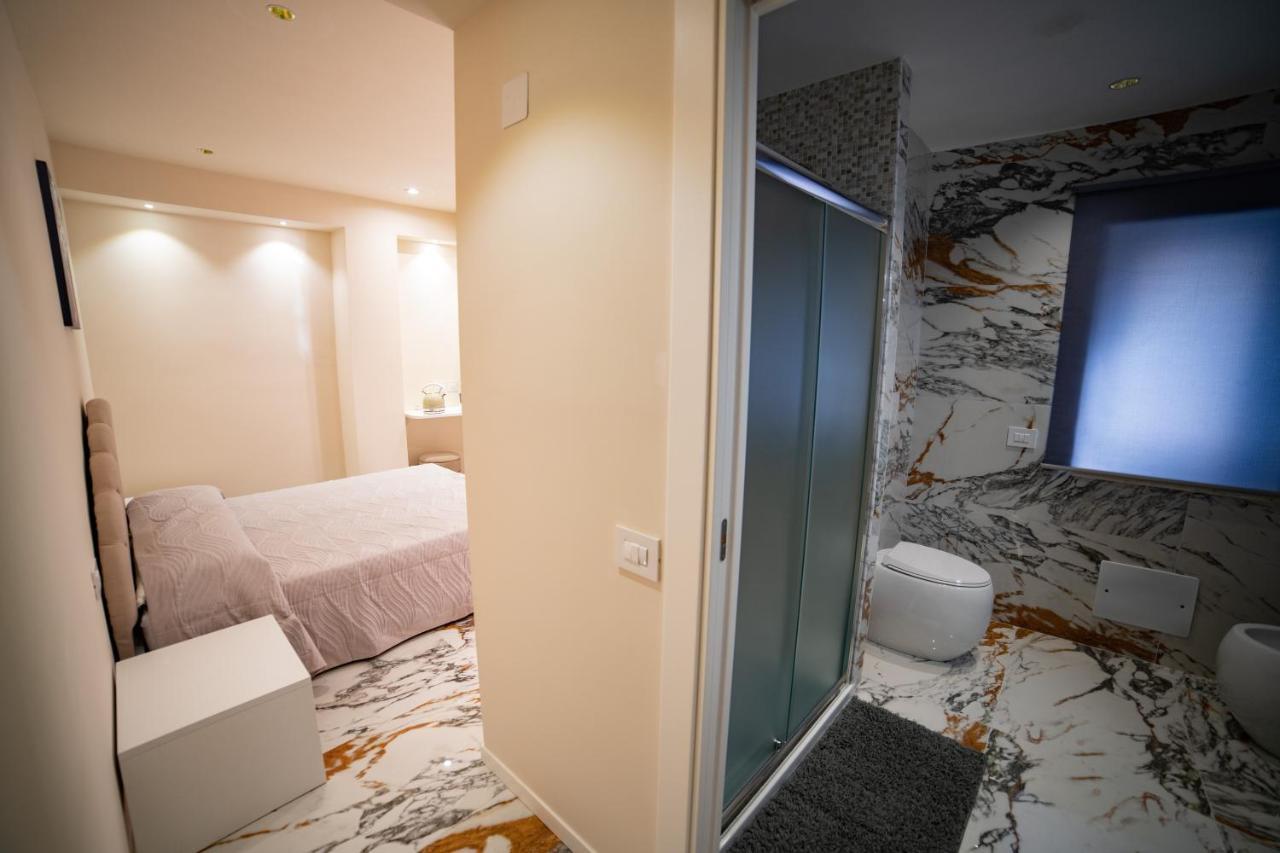 B&B Dominus Luxury Rooms Тропеа Екстериор снимка